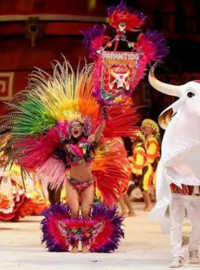 Apresentação do Festival de Parintins